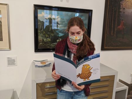 Geschichte(n) entdecken - in den NRW-Herbstferien 2020 ins Kreismuseum Wewelsburg: Familien haben dienstags bis freitags freien Eintritt. Mit den Entdeckermappen können die erlebten Geschichten zu Hause noch nachgespürt werden. (©Kreismuseum Wewelsburg)